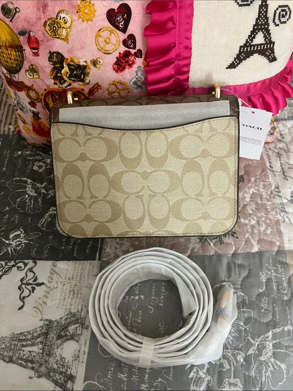Coach crossbody signature